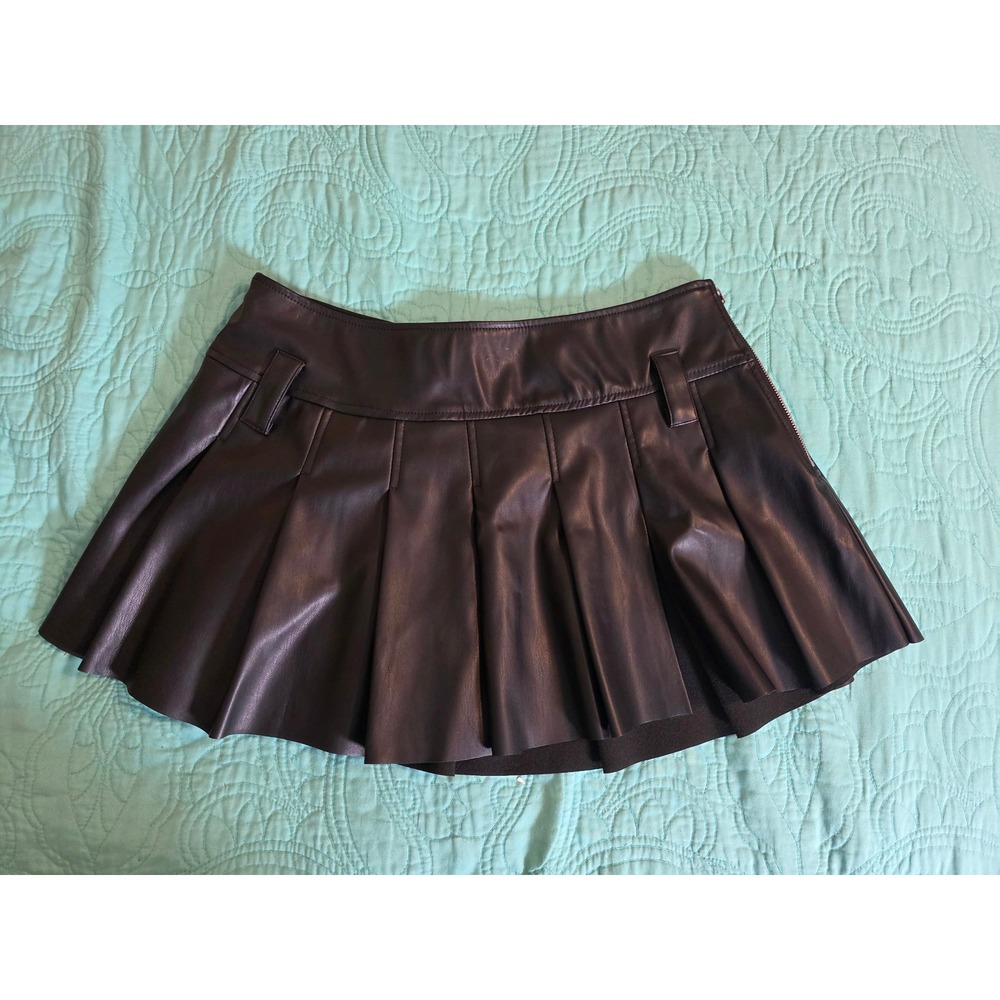 Love Tree Black Vegan Leather Pleated Mini Skirt Side Zip Size L 7326SH